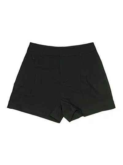 Commense Shorts In Black