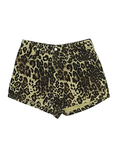 Pre-owned Commense Shorts In Gold