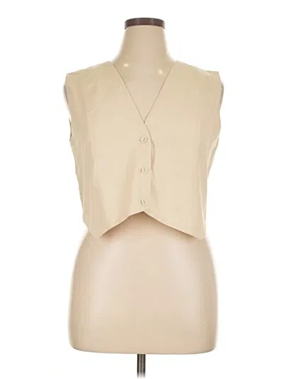 Pre-owned Commense Vest In White