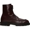Common Projects バーガンディ スムースレザー レースアップブーツ In Dark Brown 9417