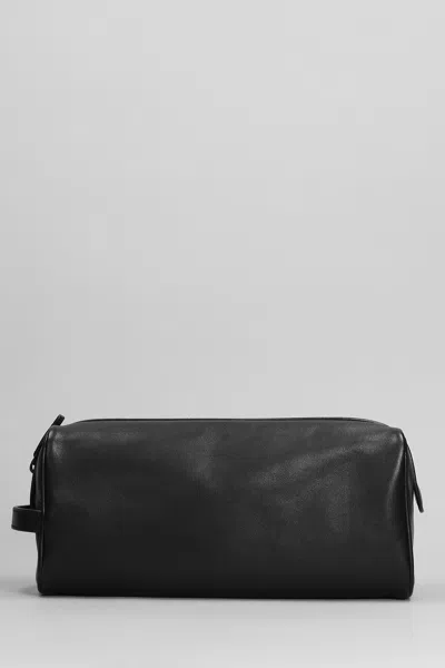 Common Projects Clutch In Black Leather