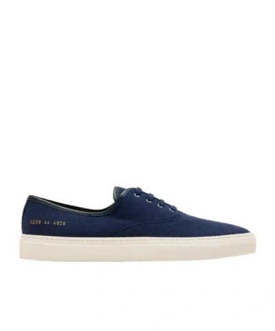 Common Projects Lace-up Sneakers In Black