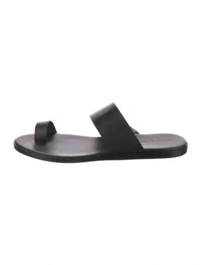 Pre-owned Common Projects Leather Slides In Black