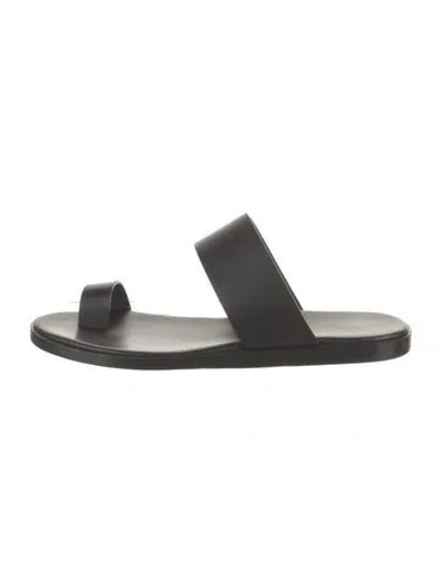 Pre-owned Common Projects Leather Slides In Black