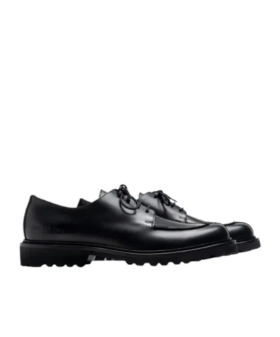 Common Projects Logo Casual Shoes In Black