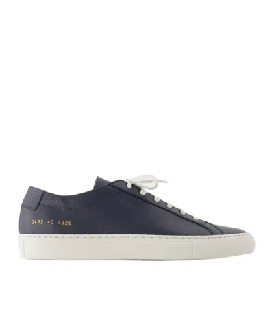 COMMON PROJECTS LOGO LOW-CUT CASUAL SHOES