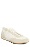 Common Projects Minimal Runner Sneaker In White