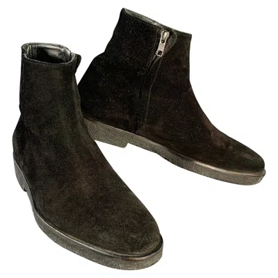 Pre-owned Common Projects Size 8 Black Suede Side Zipper Ankle Boots
