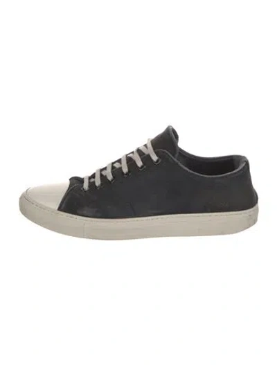 Pre-owned Common Projects Sneakers In Black