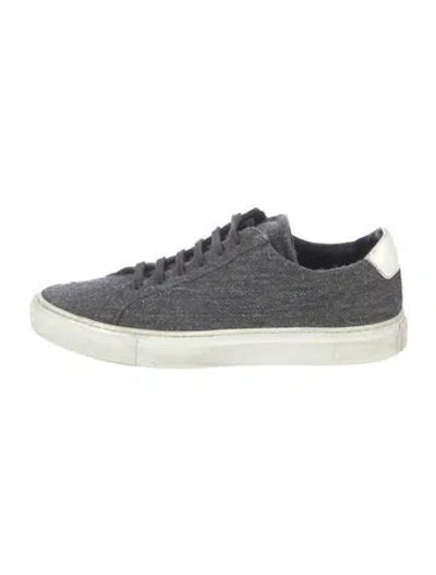 Pre-owned Common Projects Sneakers In Grey