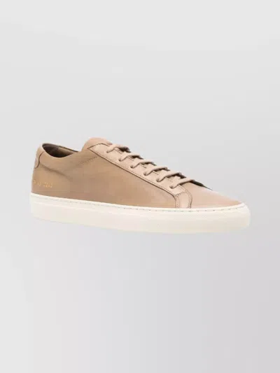 COMMON PROJECTS SNEAKERS WITH CONTRAST SOLE AND ROUND TOE
