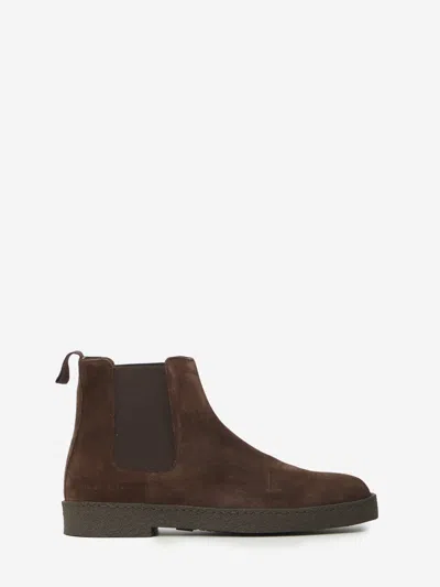 Common Projects Stivaletti Chelsea In Suede Marrone In Brown