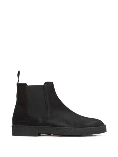 Common Projects Suede Chelsea Boots In Black