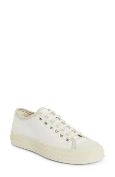 Common Projects Tournament Low Top Sneaker In Off White