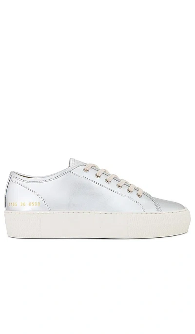 Common Projects Tournament Super Sneaker In Silver
