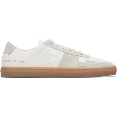 Common Projects ホワイト＆グレー Bball Duo スニーカー In Off White 4102