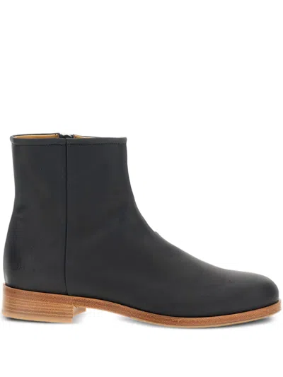 COMMON PROJECTS ZIP-DETAIL LEATHER BOOTS