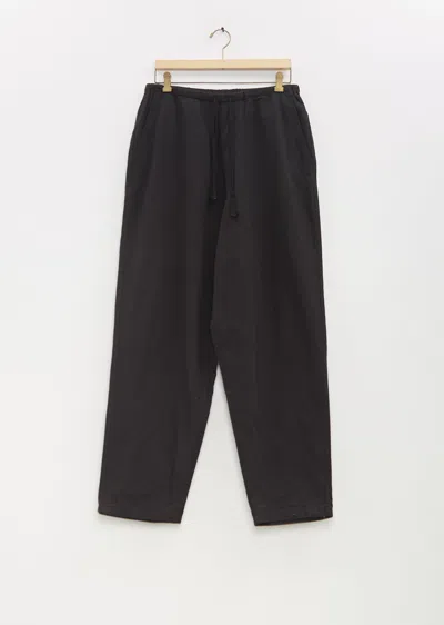 Comoli Men Cotton Ducks Tapered Pants In Black