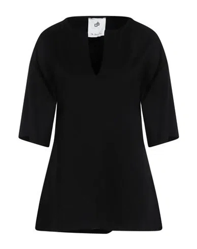 Compagnia Italiana Woman T-shirt Black Size 2 Viscose, Nylon, Elastane