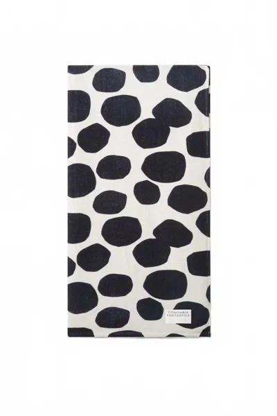 Compañía Fantástica Women's Beach Polka Dot Towel In White/black