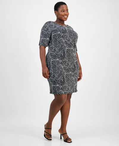 Connected Plus Size Contrast-side Sheath Dress