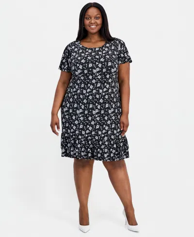 Connected Plus Size Round-neck Short-sleeve Dress In Black