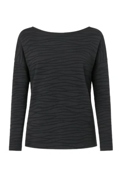Conquista Women's Black Low Back Jacquard Top