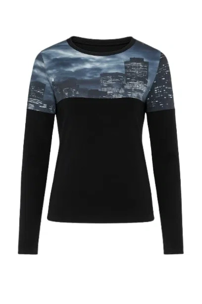 Conquista Women's Black Print Detail Top