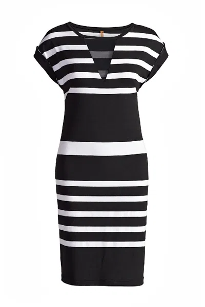 Conquista Women's Black Straight Striped Dress