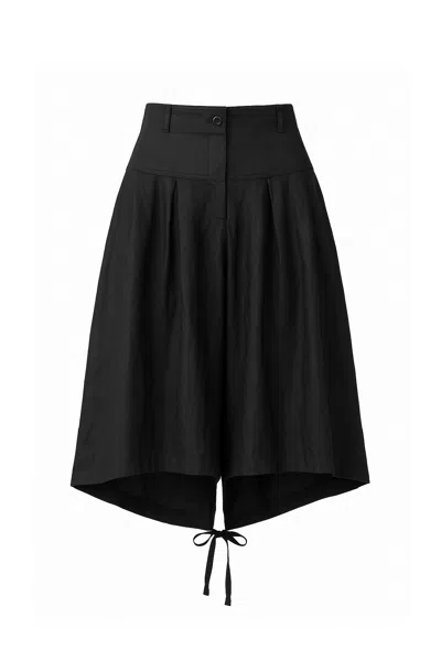Conquista Women's Black Wide-leg Midi Skirt-shorts — Contemporary Design With Elegant, Airy Movement