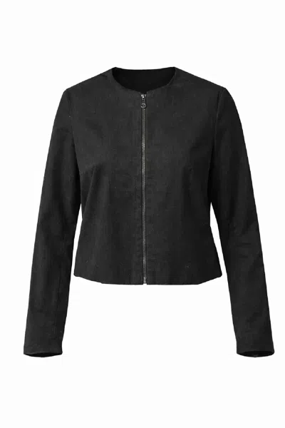 Conquista Women's Black Zip-front Cardigan