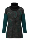 Conquista Women's Green Long Turtleneck Print Top In Green