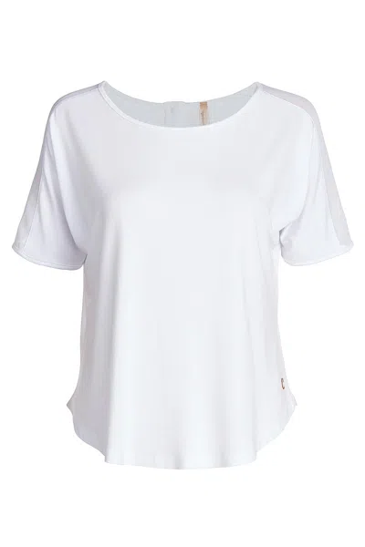 Conquista Women's White Button Placket Top