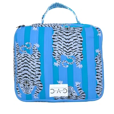 Conscious Yoga Collective The Six Piece Travel Set In Blue