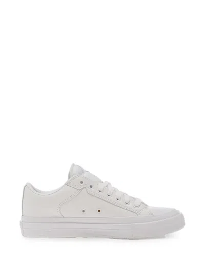 Converse Chuck Taylor Pennant Sneakers In White