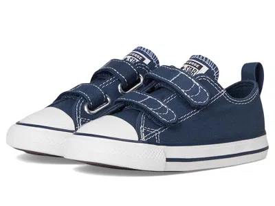 Converse Chuck Taylor(r) 2v Ox (infant/toddler) Kids Shoes Athletic Navy : 6 Toddler M, Canvas In Blue
