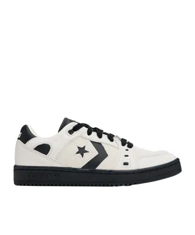 Converse Lace-up Low-cut Casual Shoes In White