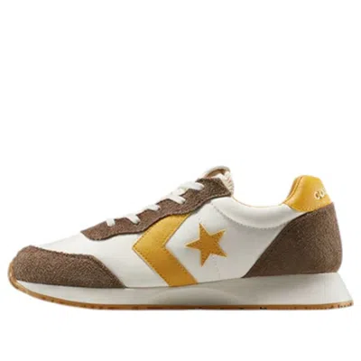 Converse Omega Trainers In Brown