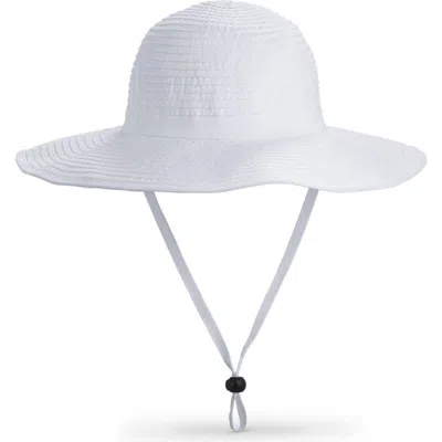 Coolibar Lightweight Travel Hat In White