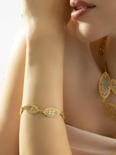 Coomi Diamond Oval-disk Bracelet In Gold