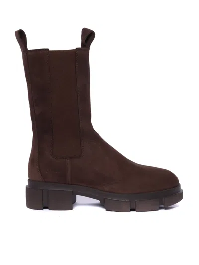 Copenhagen Chunky Sole Ankle Boots In Brown