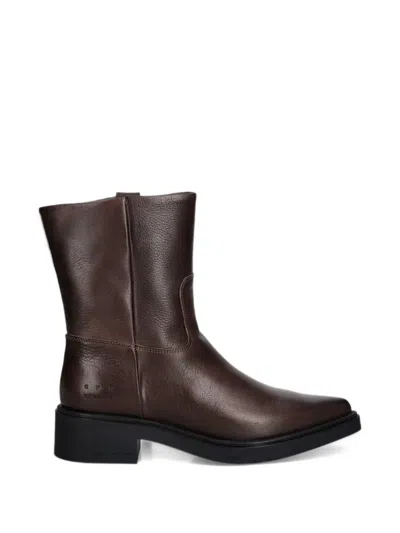 Copenhagen Cph302 Grainy Leather Bootss In 브라운