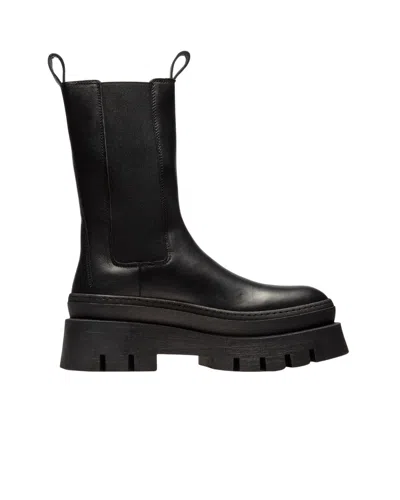 Copenhagen Leather Chelsea Boot In Black
