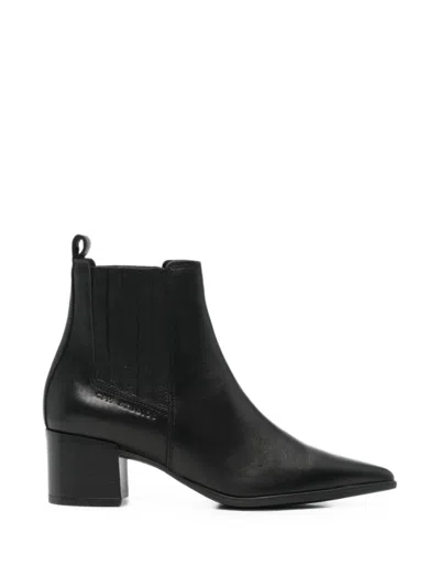 Copenhagen Pointed-toe Leather Ankle Boots In Black