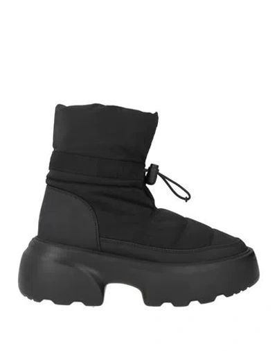 Copenhagen Shoes Woman Ankle Boots Black Size 6 Recycled Nylon