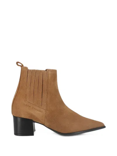 Copenhagen Studios Cph298 Pointed-toe Boots In Brown