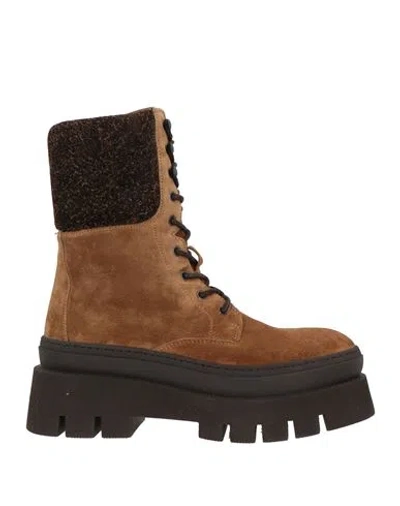 Copenhagen Studios Cph692 Woman Ankle Boots Camel Size 9 Leather, Textile Fibers In Beige