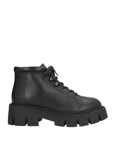 Copenhagen Studios Woman Ankle Boots Black Size 7 Leather