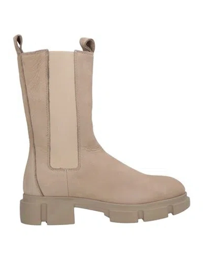Copenhagen Studios Woman Ankle Boots Khaki Size 7 Leather
