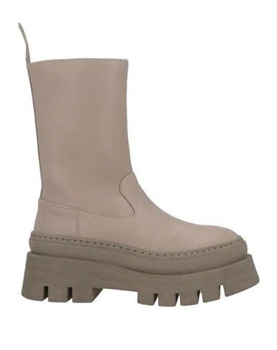 Copenhagen Studios Woman Boot Sage Green Size 8 Leather